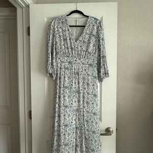 Splendid Long Sleeve Blue and White Dress